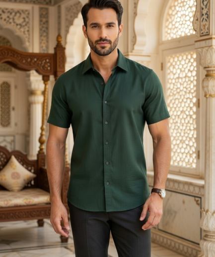 Men’s Casual Short-Sleeve Linen Shirt in Hunter Green